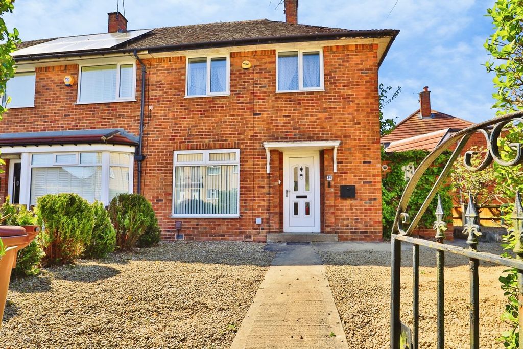 Property photo 1 of 19