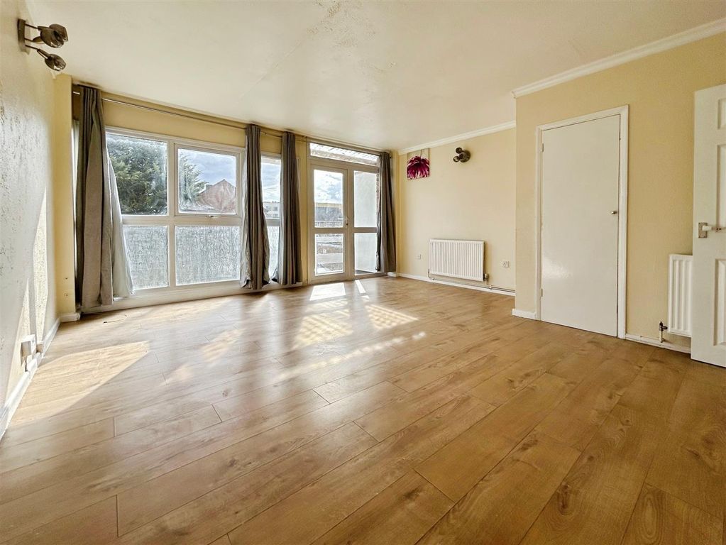 Property photo 2 of 12 97ee5311-Img_6849.Jpg