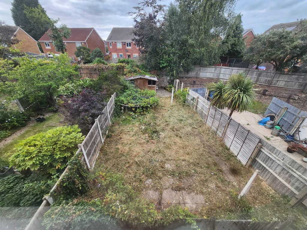 Property photo 3 of 11 Picture No. 20