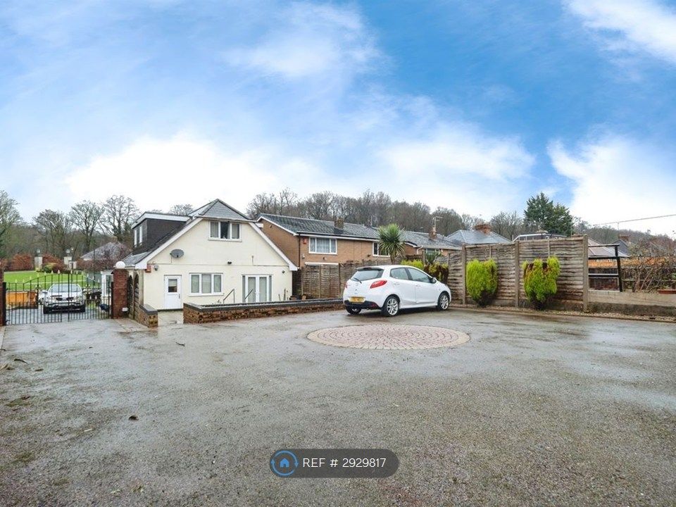 Property photo 2 of 14
