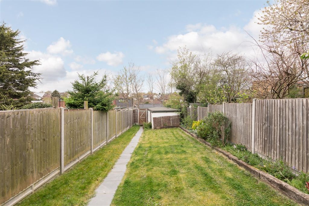 Additional image 13 of 3 bed terraced house for saleLinden Way, London N14