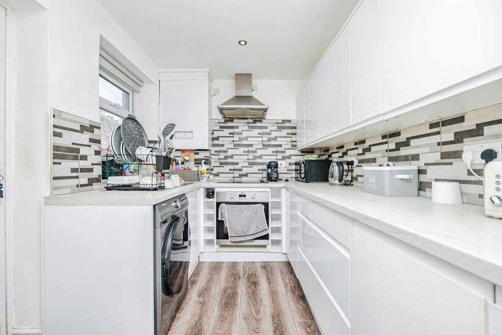 Property photo 3 of 15