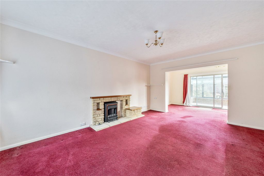 Property photo 2 of 25 Picture No. 24