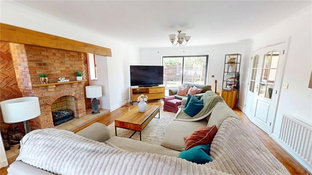 Property photo 2 of 16