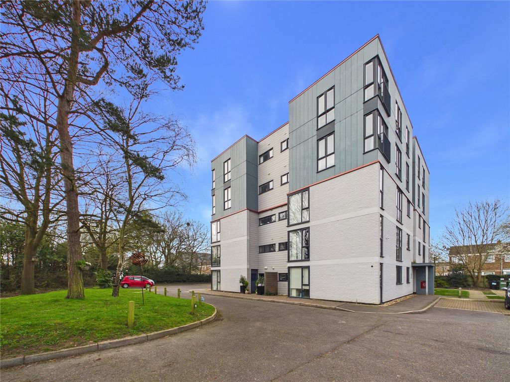 Property photo 1 of 15 Picture No. 14