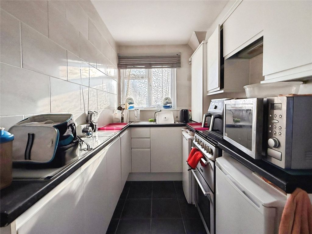 Property photo 3 of 6 Picture No. 05