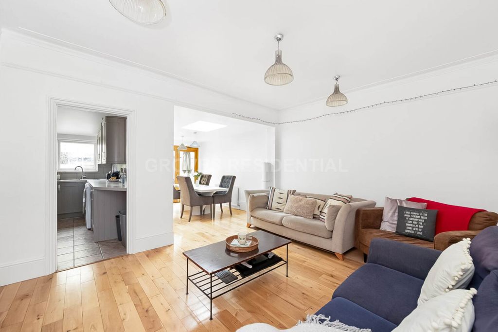 Property photo 2 of 15