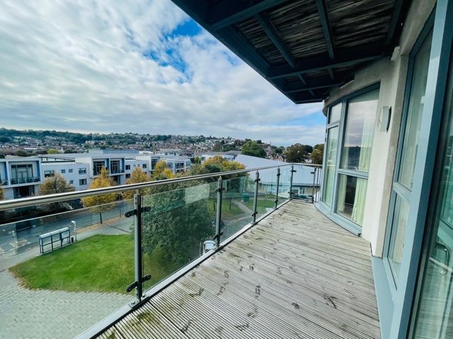 Property photo 2 of 8