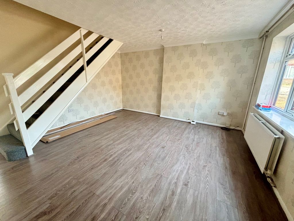 Property photo 3 of 16 Image