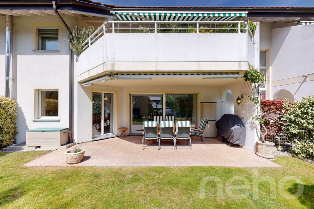 Property photo 3 of 12