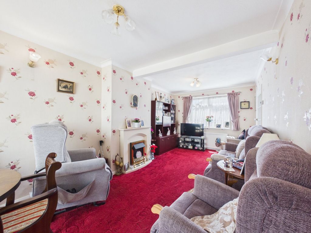 Property photo 2 of 18 Picture No. 16