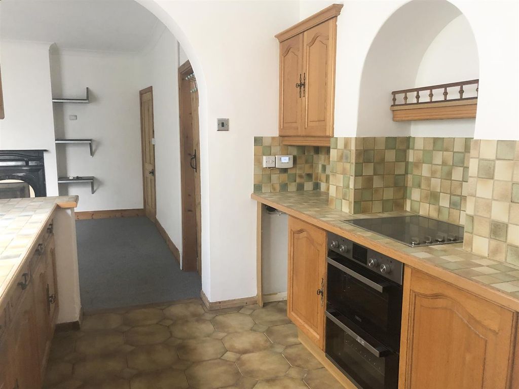 Property photo 3 of 14