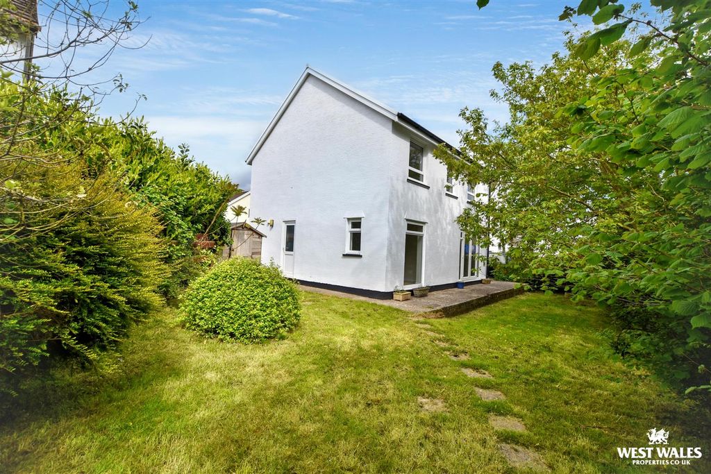 Property photo 1 of 21 17 (29).Jpg