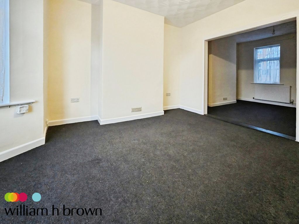 Property photo 3 of 16 Image