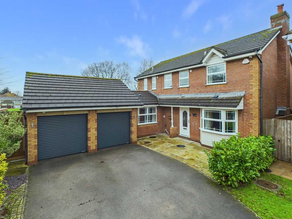 Property photo 1 of 25 Front