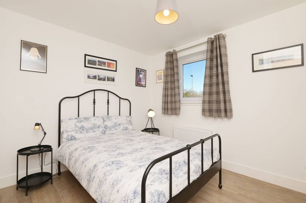 Additional image 11 of 1 bed flat for saleBurnbrae Drive, East Craigs, Edinburgh EH12