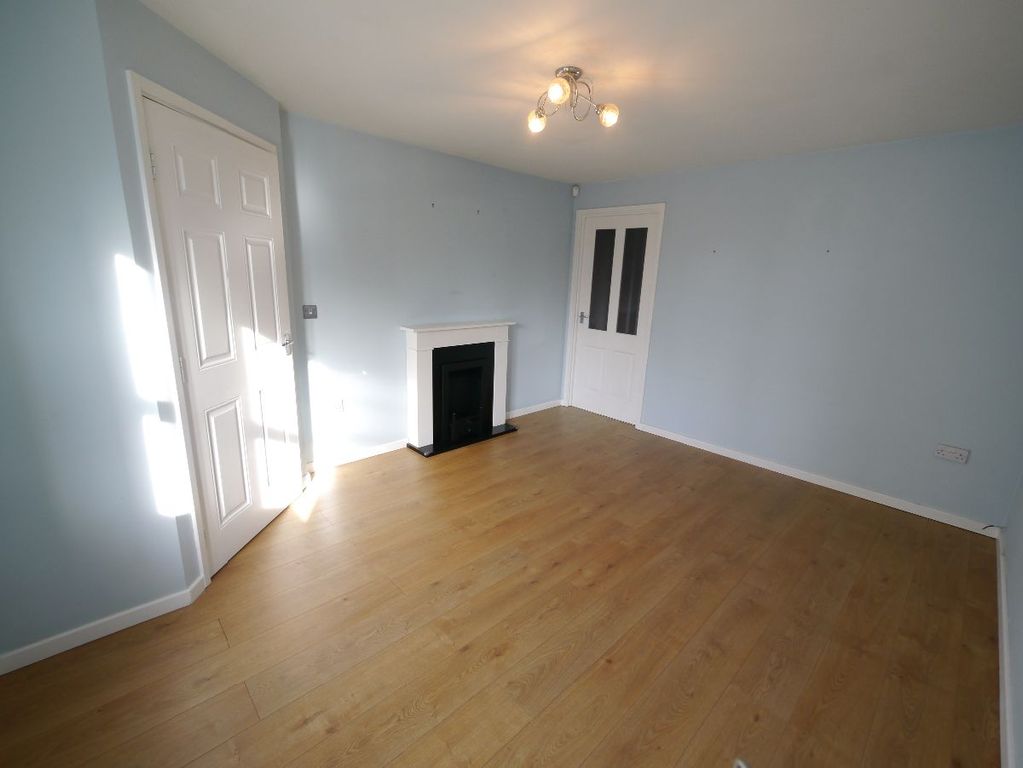 Property photo 3 of 25