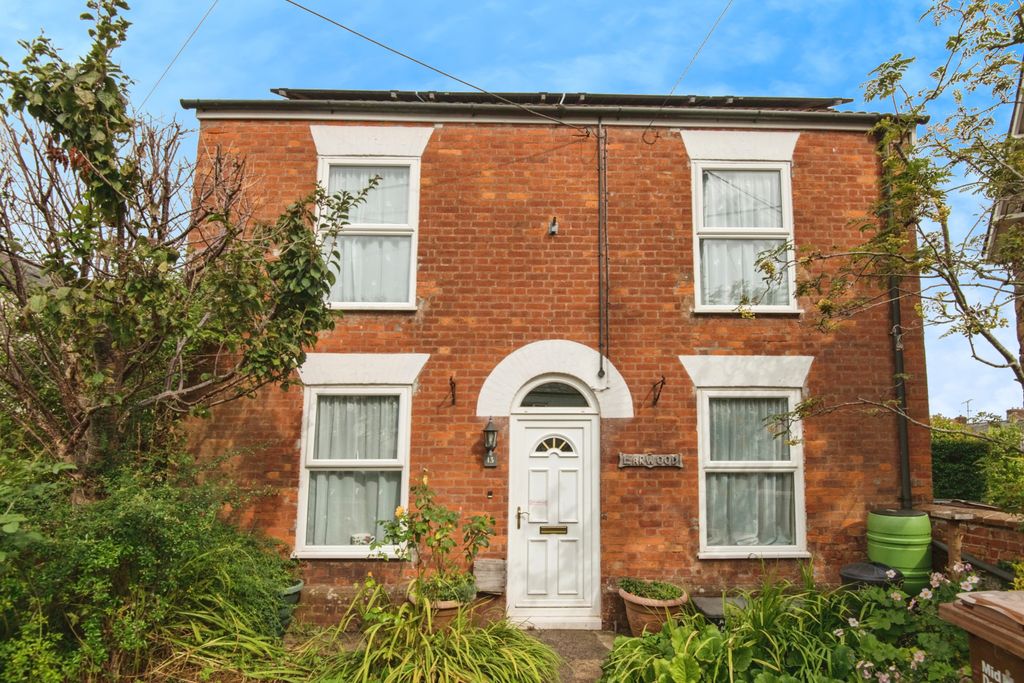Property photo 2 of 15