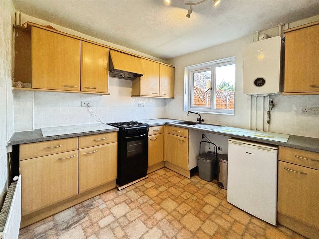 Property photo 2 of 11 Picture No. 14