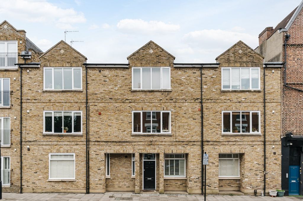 Property photo 2 of 12 Picture No. 06
