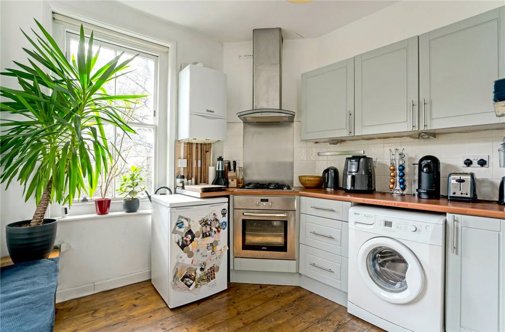 Property photo 3 of 14 Picture No. 14