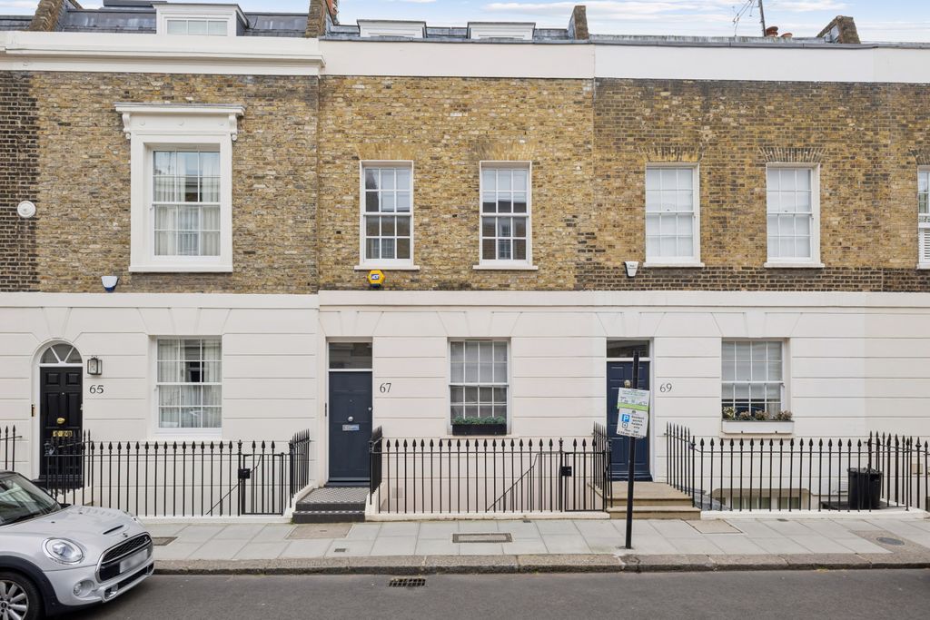 Property photo 1 of 17 Exterior House