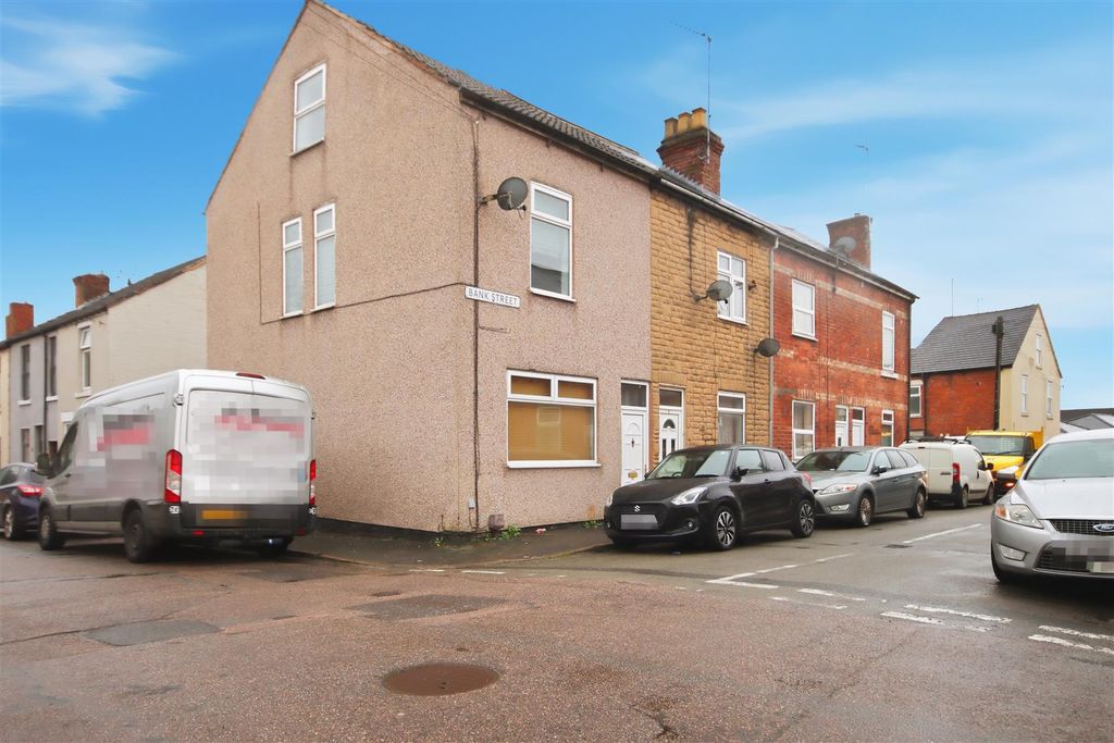 Property photo 1 of 11 Front 2 Copy.Jpg