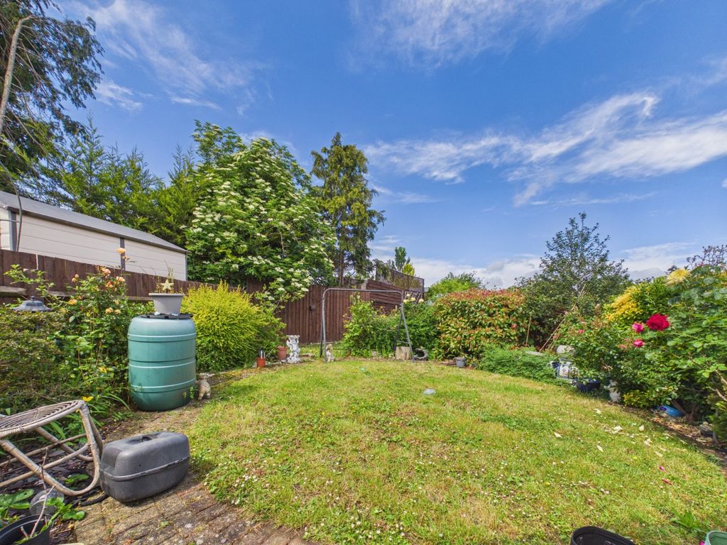 Property photo 3 of 13 Picture No. 11
