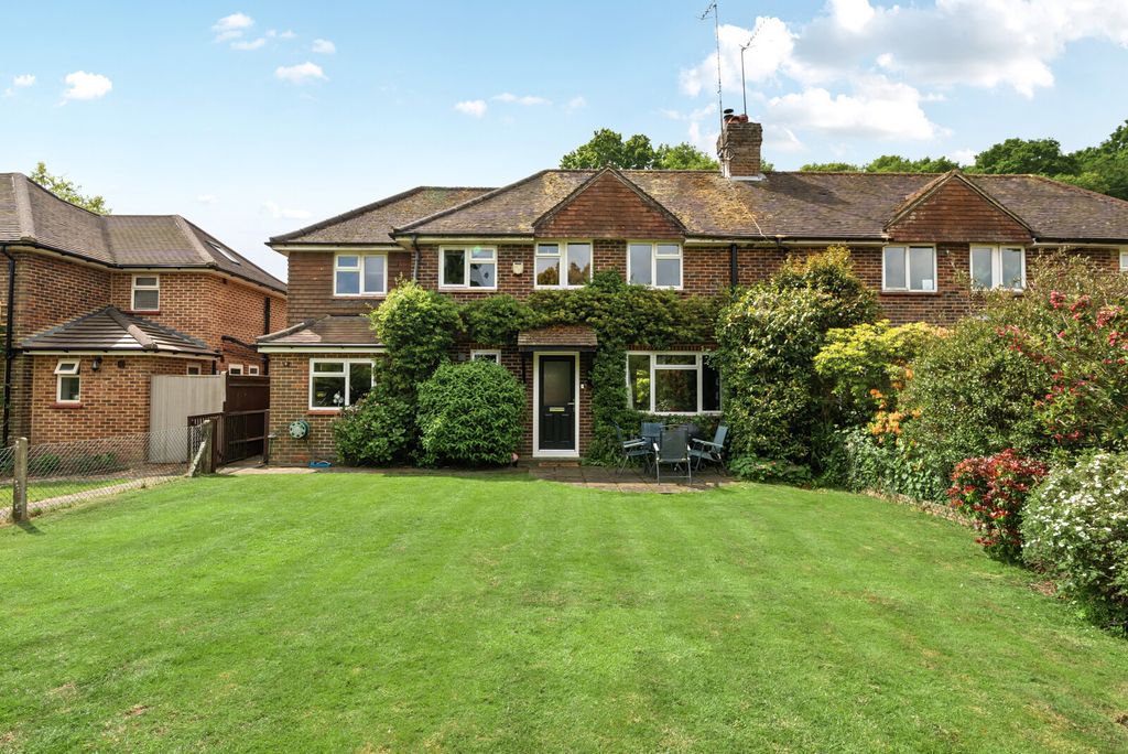 Property photo 1 of 19 1295519-17-682B0E...