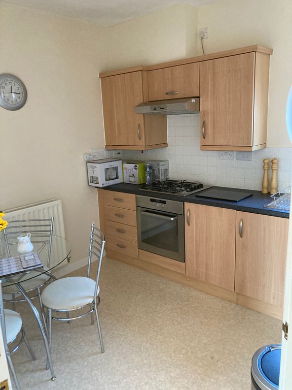 Property photo 2 of 9