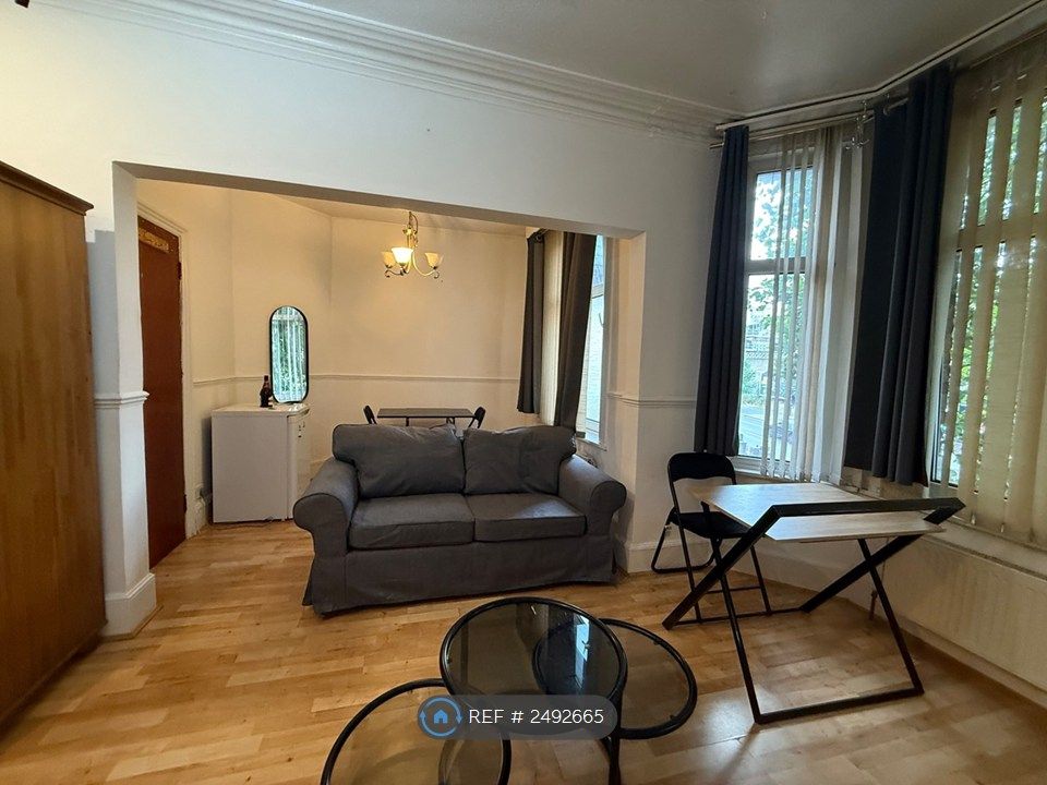 Property photo 2 of 3