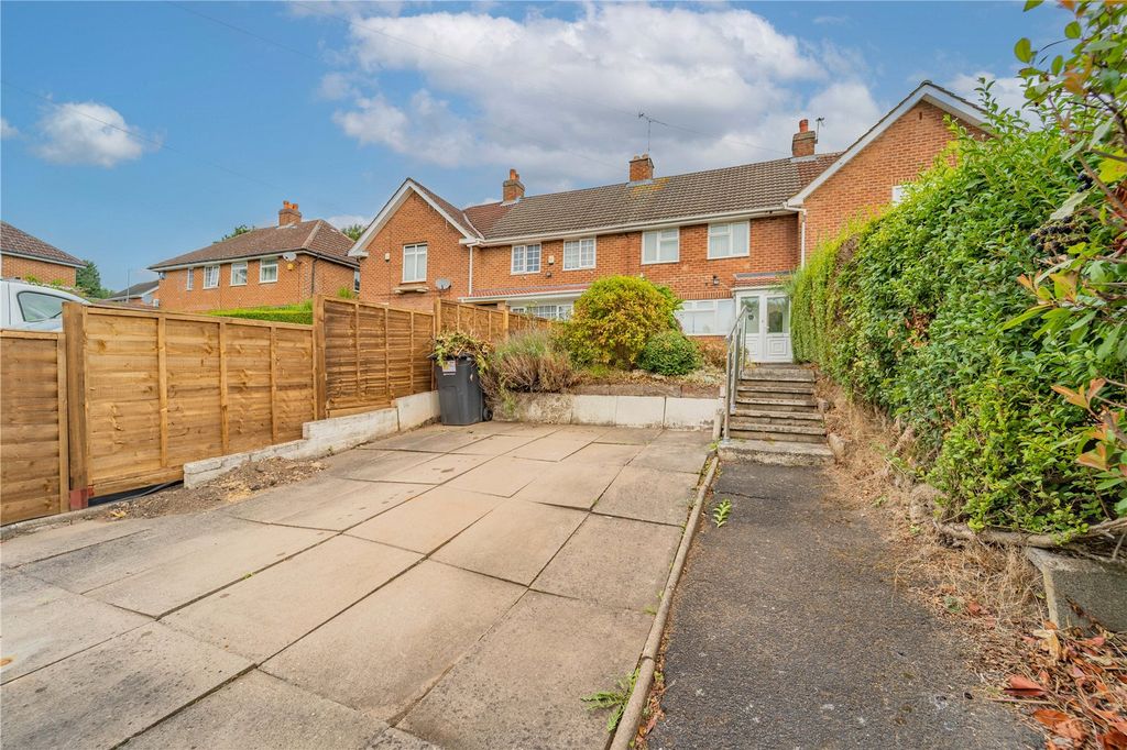 Property photo 2 of 18 Picture No. 24