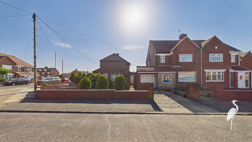 Property photo 1 of 21