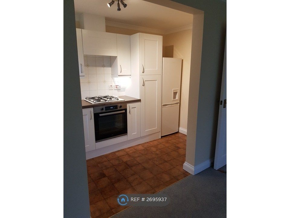 Property photo 3 of 8 Bathroom -Shower Over Bath