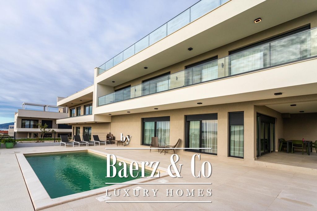 Property photo 1 of 35