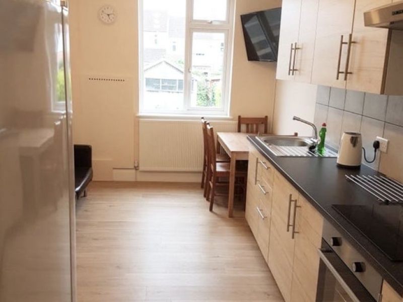 Property photo 3 of 6