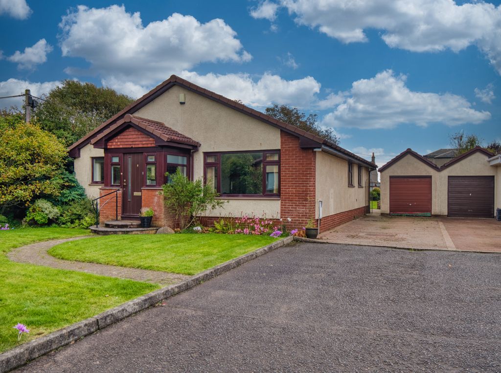 Property photo 1 of 30