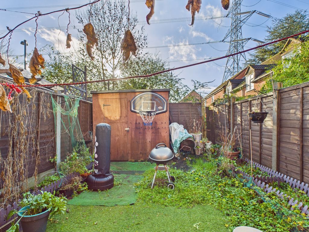 Property photo 2 of 7 Photo 1