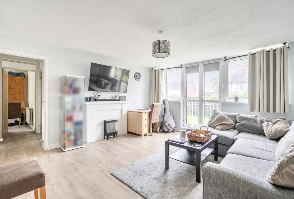 Property photo 2 of 14 1-69F8865Cdde44-1...