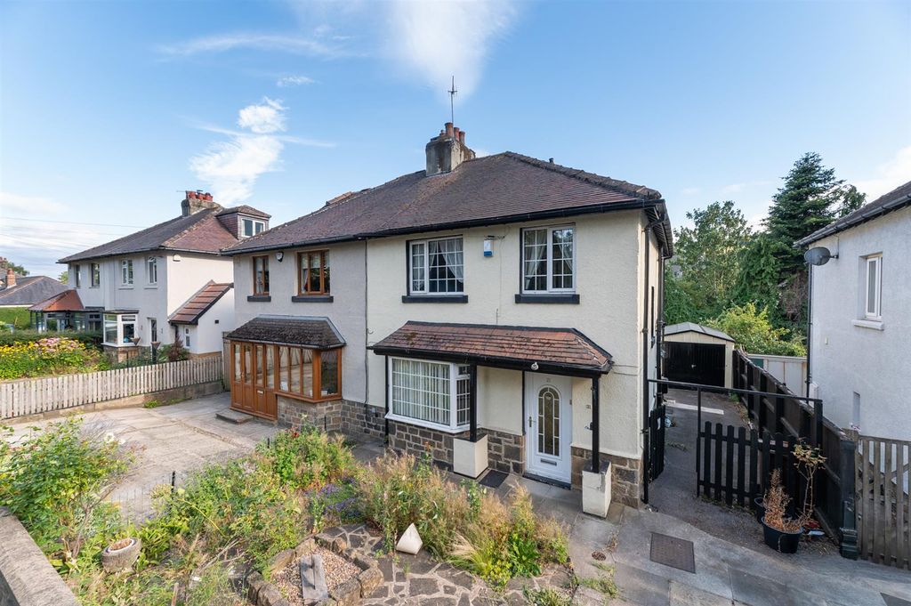 Property photo 1 of 24 Pool Road