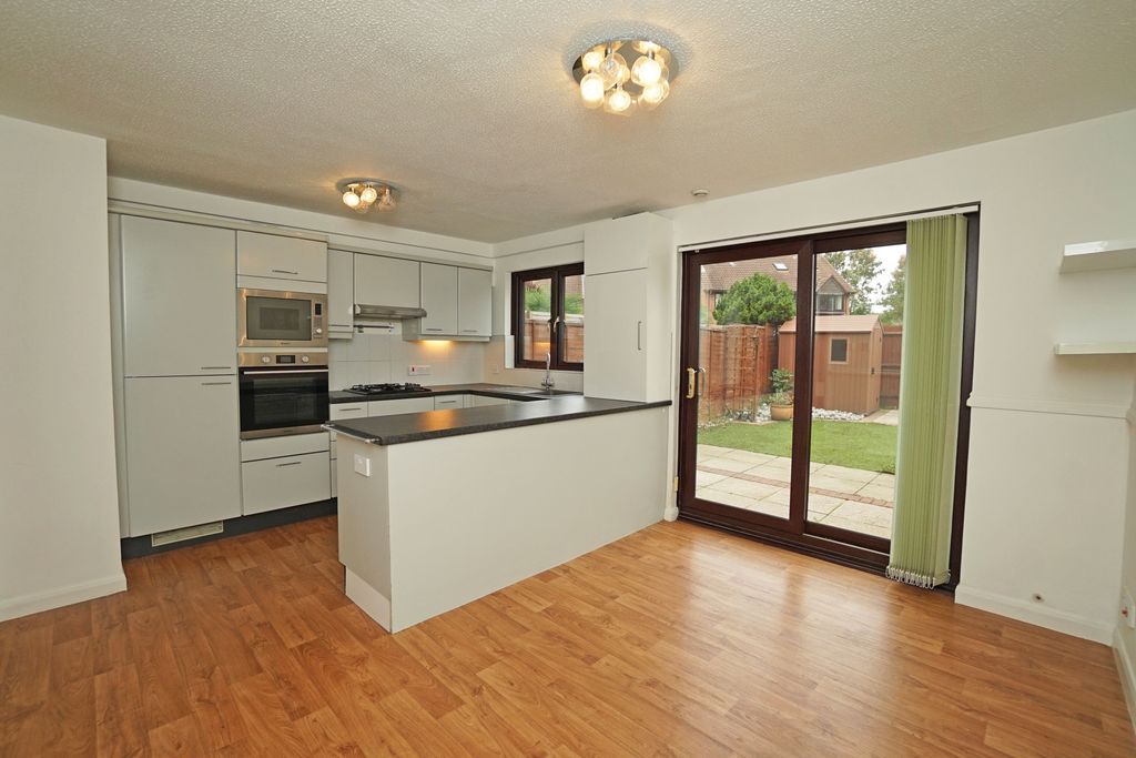 Property photo 2 of 19 Dsc08337