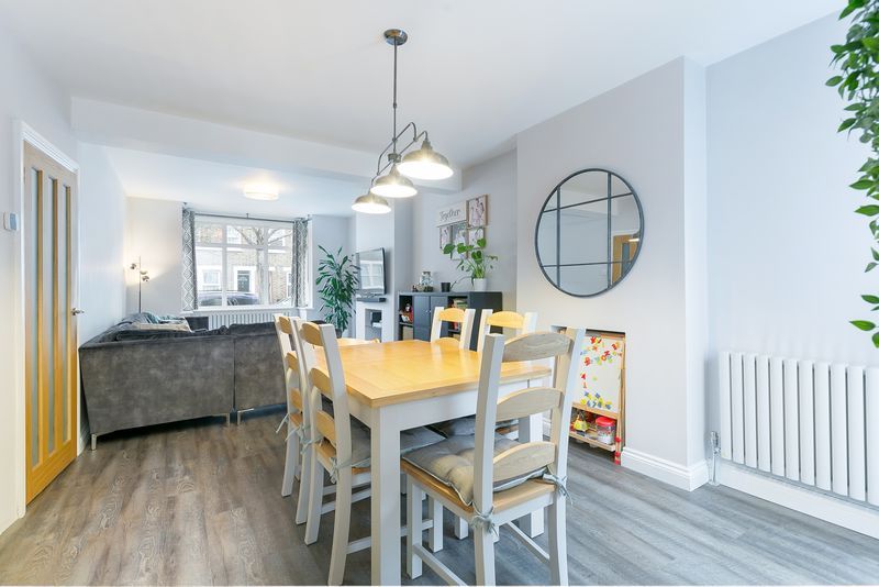 Property photo 3 of 19 Dining Room