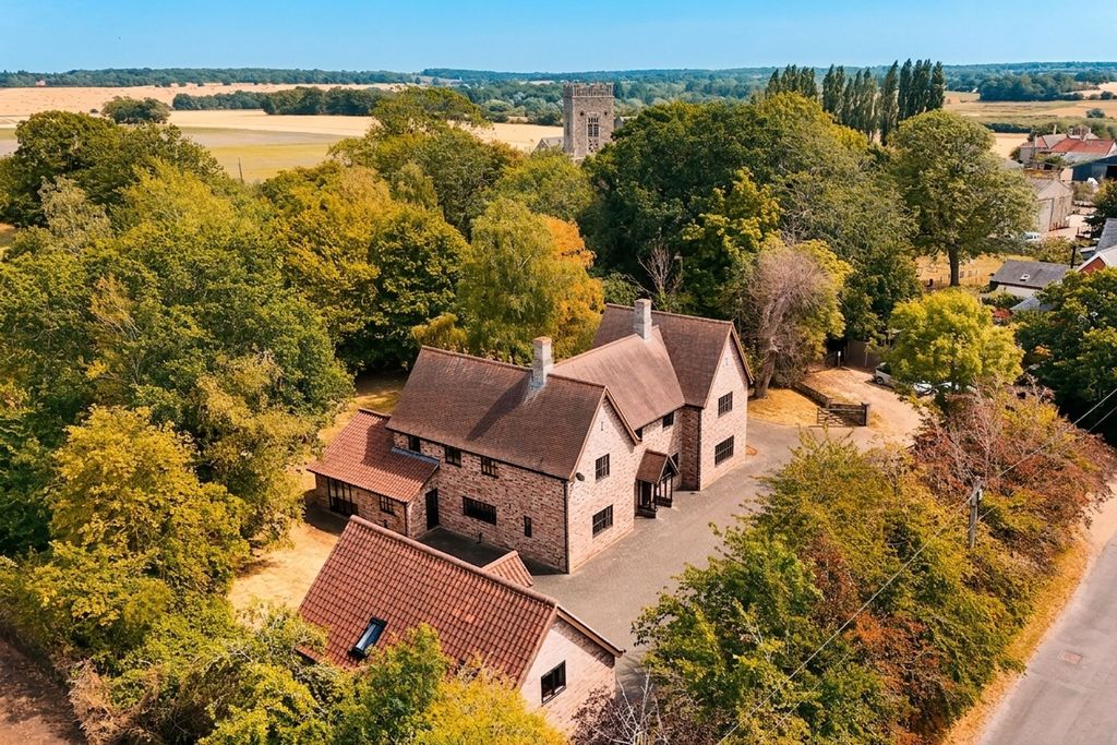 Property photo 1 of 43