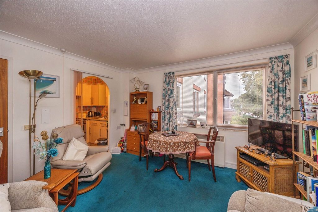 Property photo 2 of 15 Living Room
