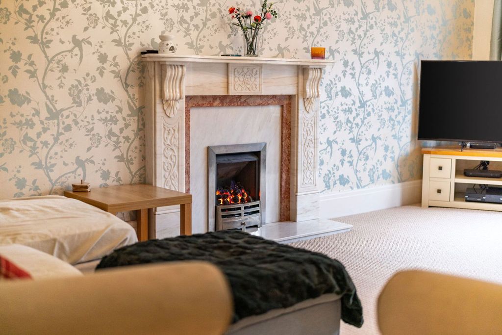 Property photo 3 of 29