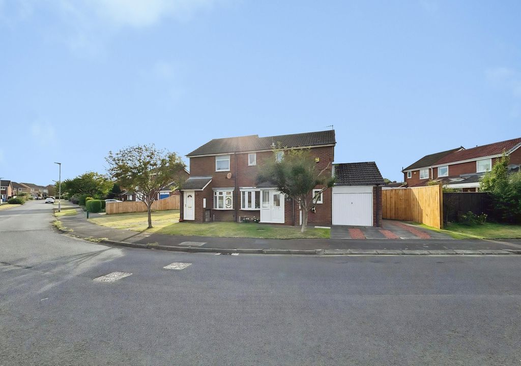 Property photo 1 of 18 Photo 10