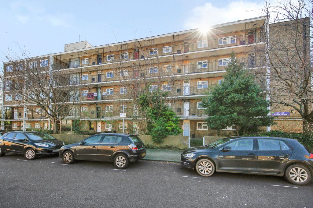 Property photo 3 of 13 Picture No. 01