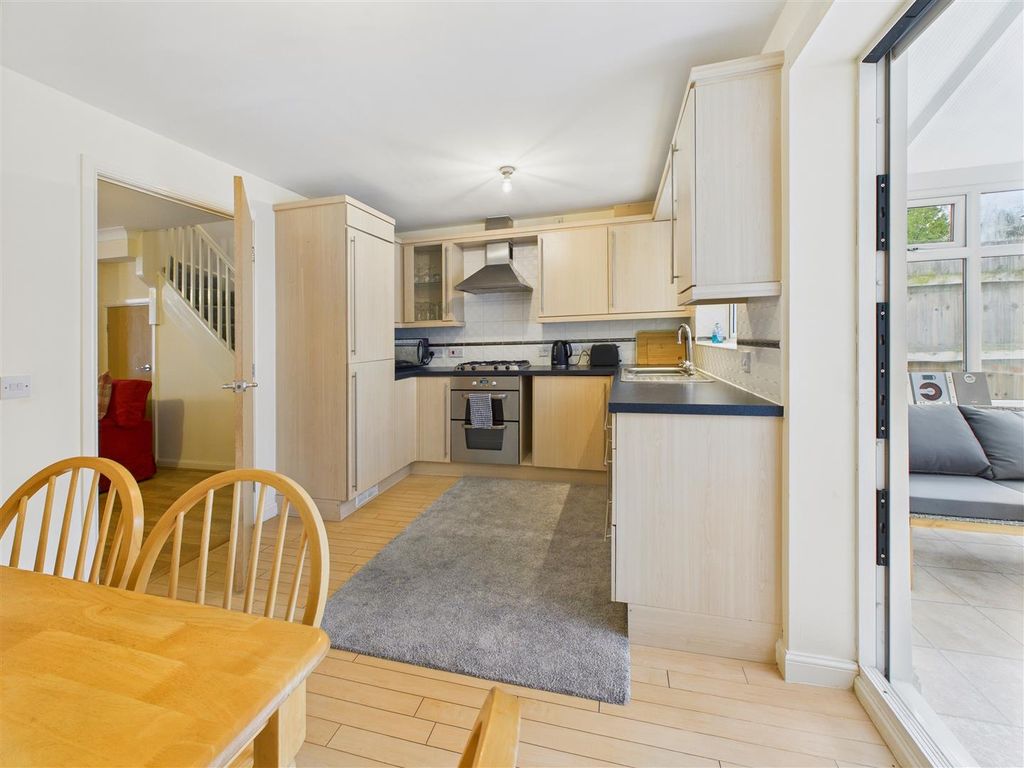 Property photo 2 of 13 Dining Kitchen