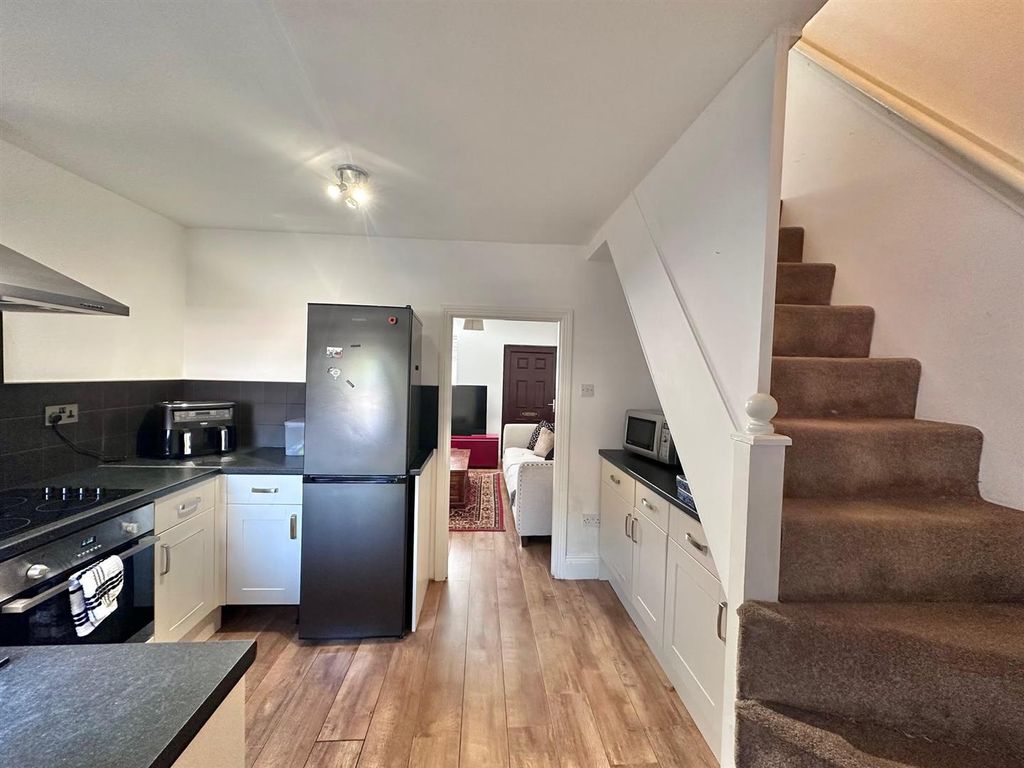 Property photo 3 of 15 23.Jpg