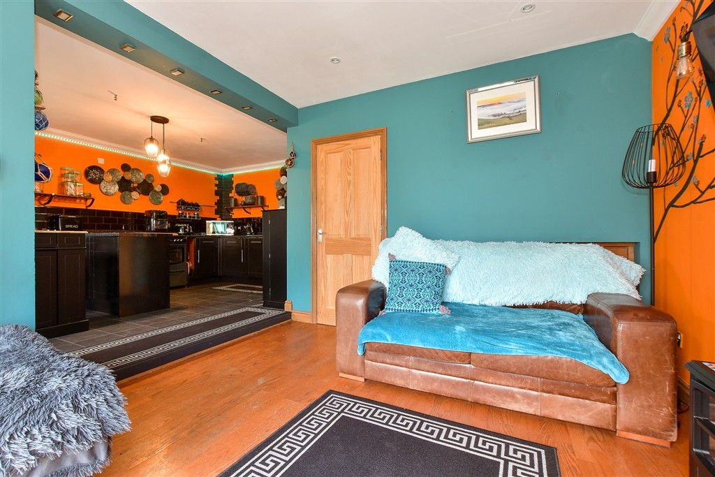 Property photo 1 of 19 Snug